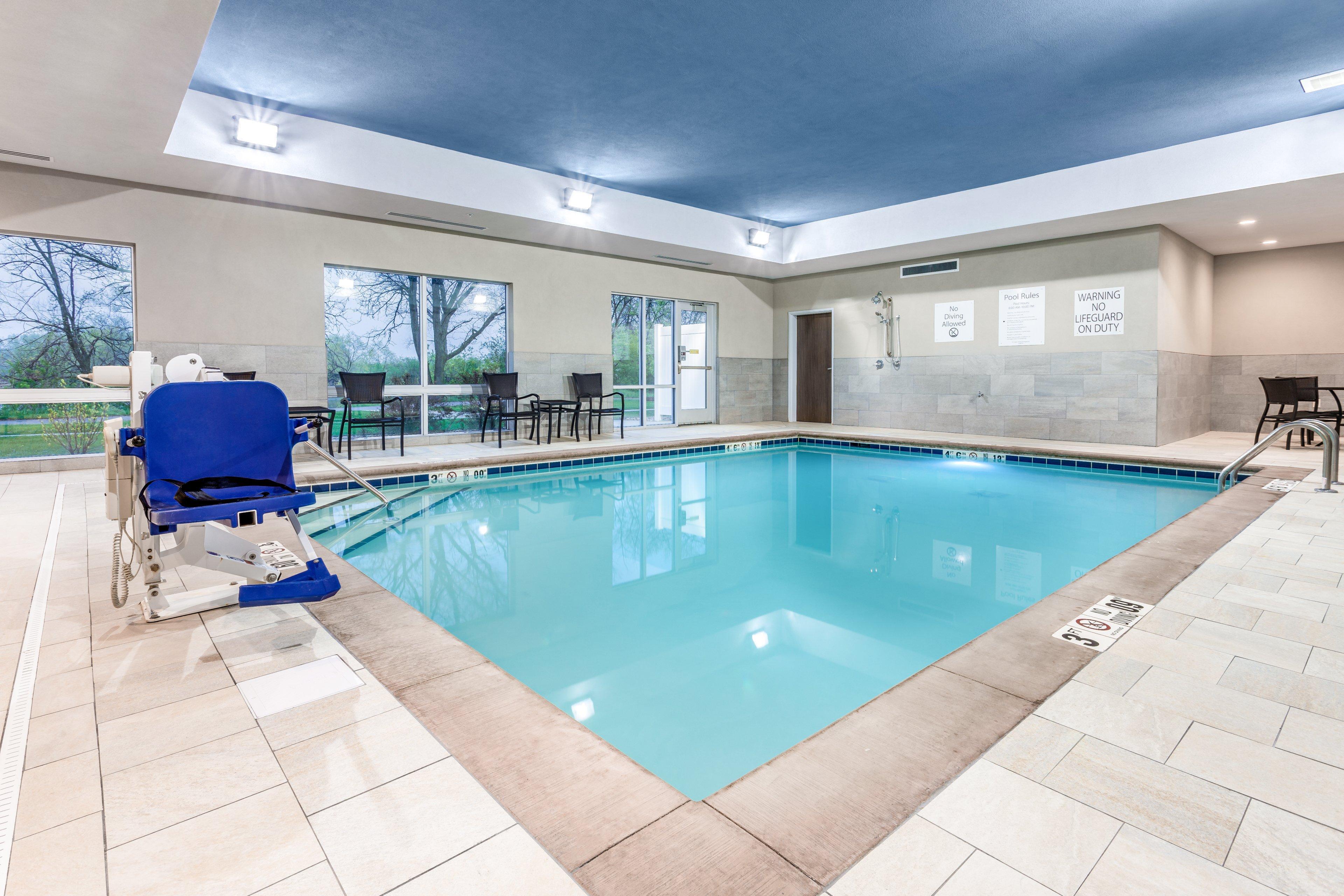 Holiday Inn Express & Suites Hammond By Ihg Exterior foto